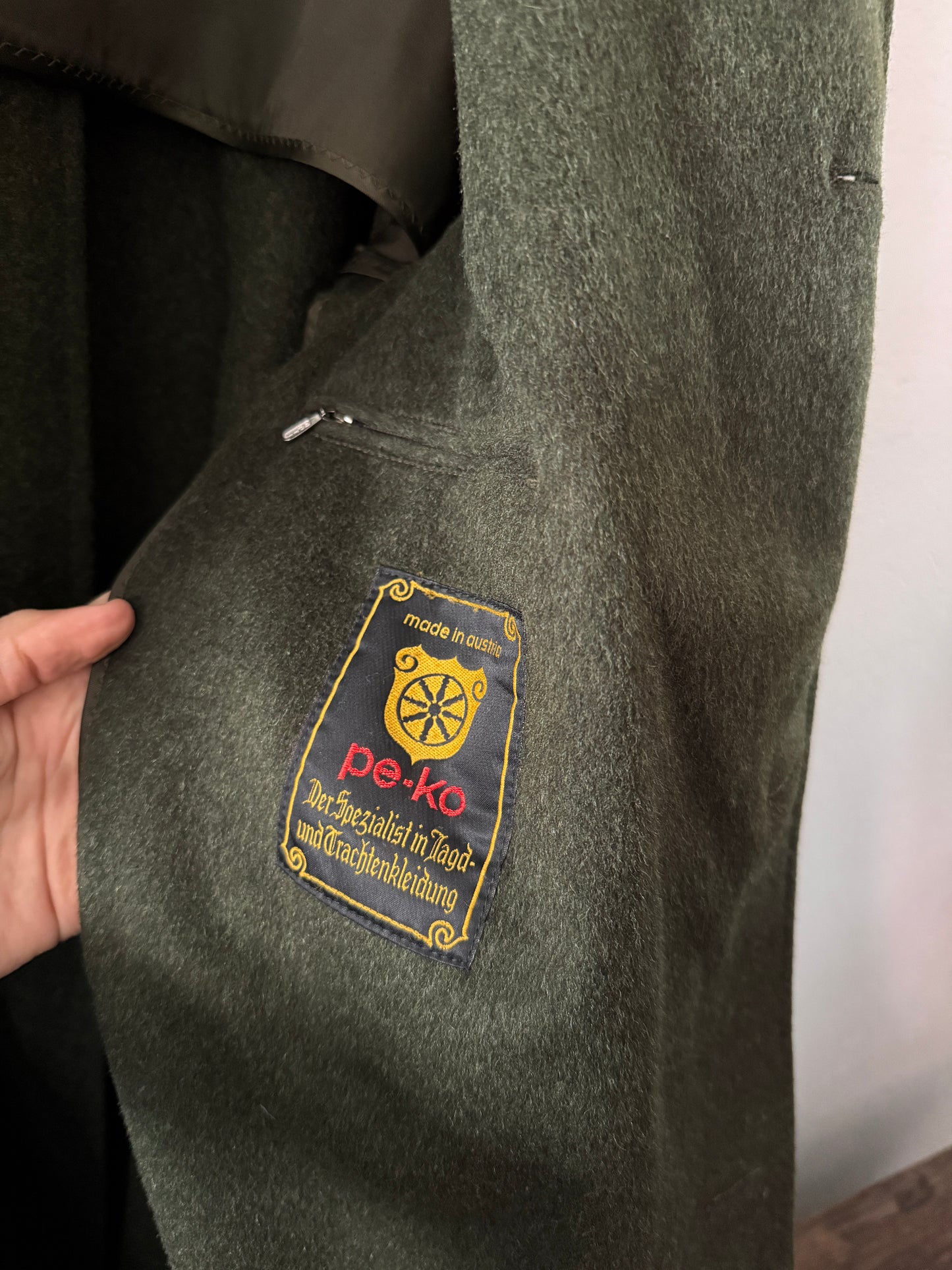 Vintage 80’s Loden Coat “XL”