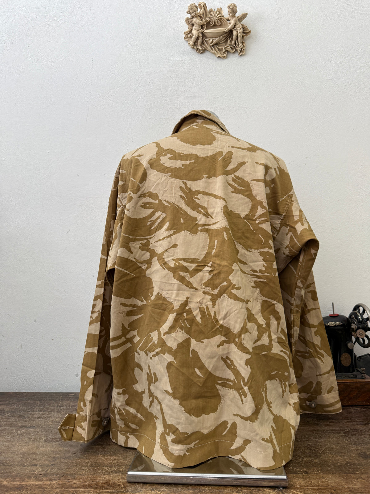 Vintage British Army Dpm Jacket “XL”