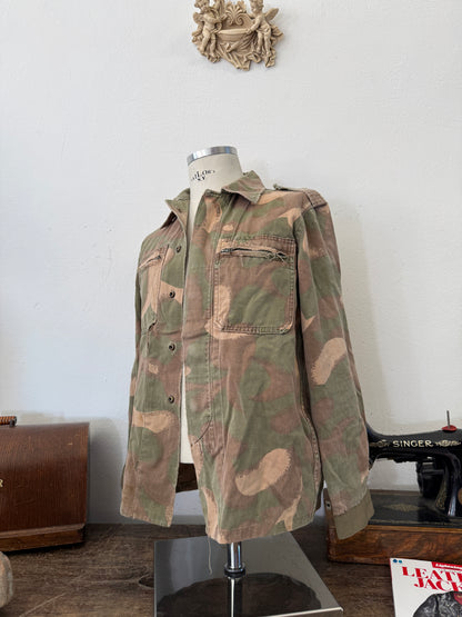 Vintage 90’s Hungarian Army Overshirt “M”
