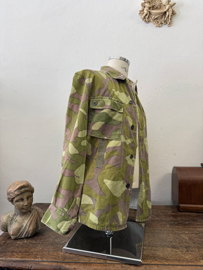 Vintage 60’s Rare Finnish Camo Jacket “L/XL”