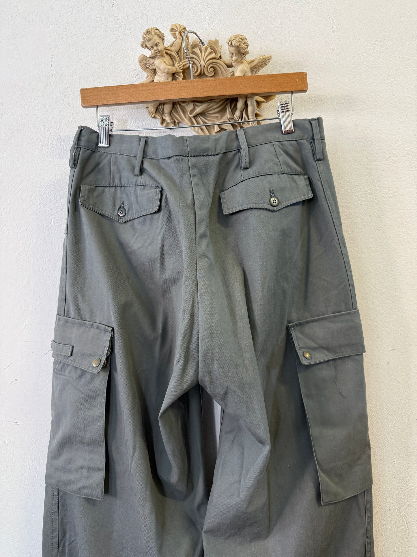 Vintage 90’s Italian Army Cargo Pants “W31”