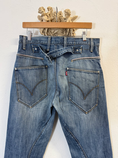 Vintage Levi’s Engineered “W33 L34”