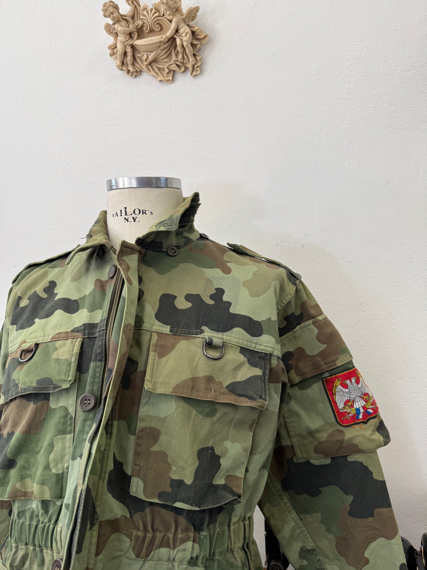 Vintage 90’s Serbian Army Jacket “S”