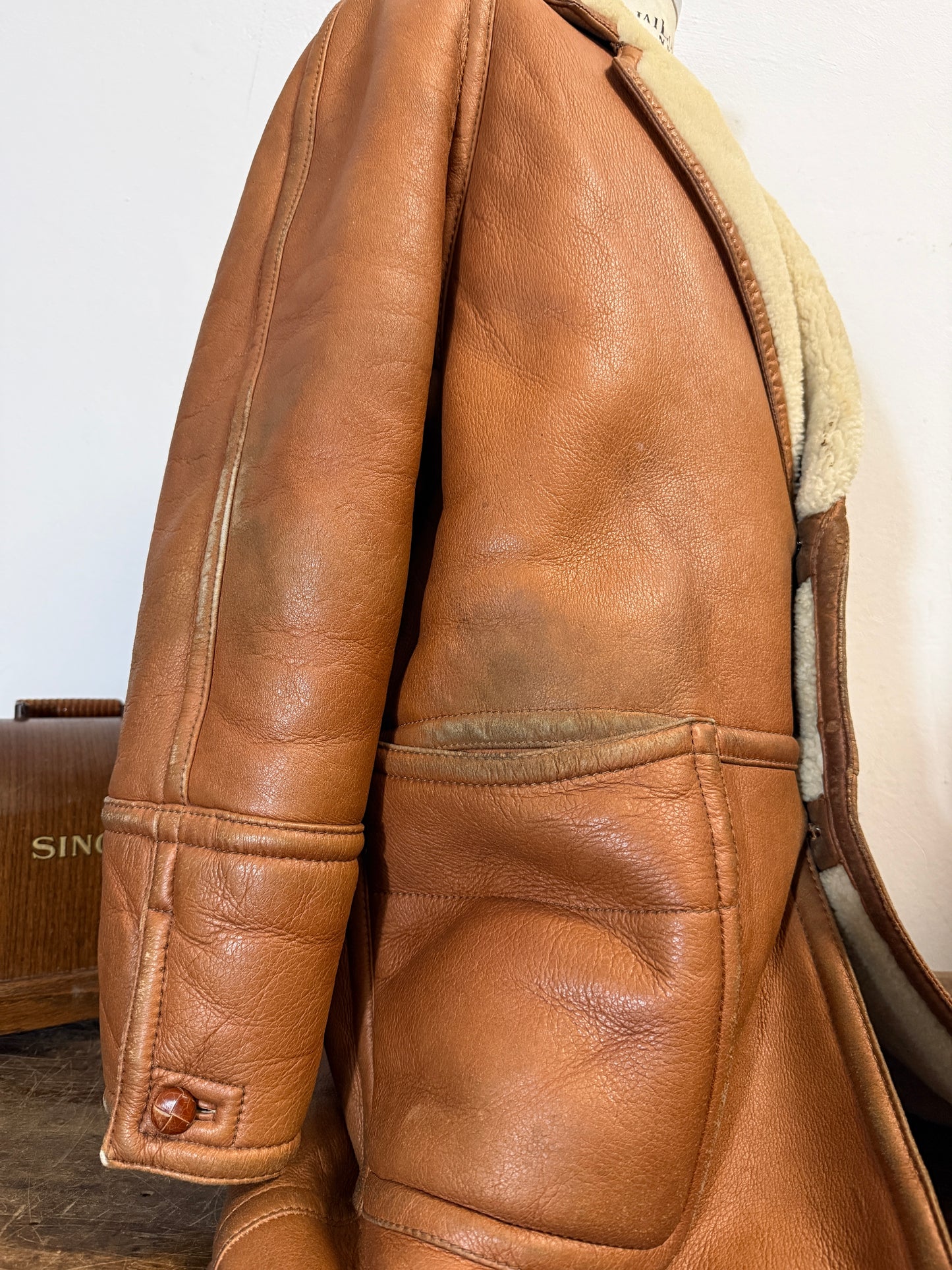 Vintage 80’s Shearling Jacket “XL”