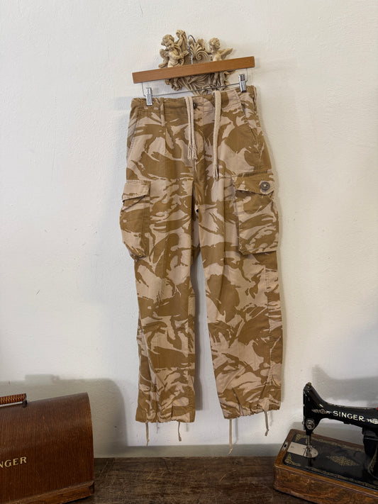 Vintage British Army Camo Cargo Pants “W31”