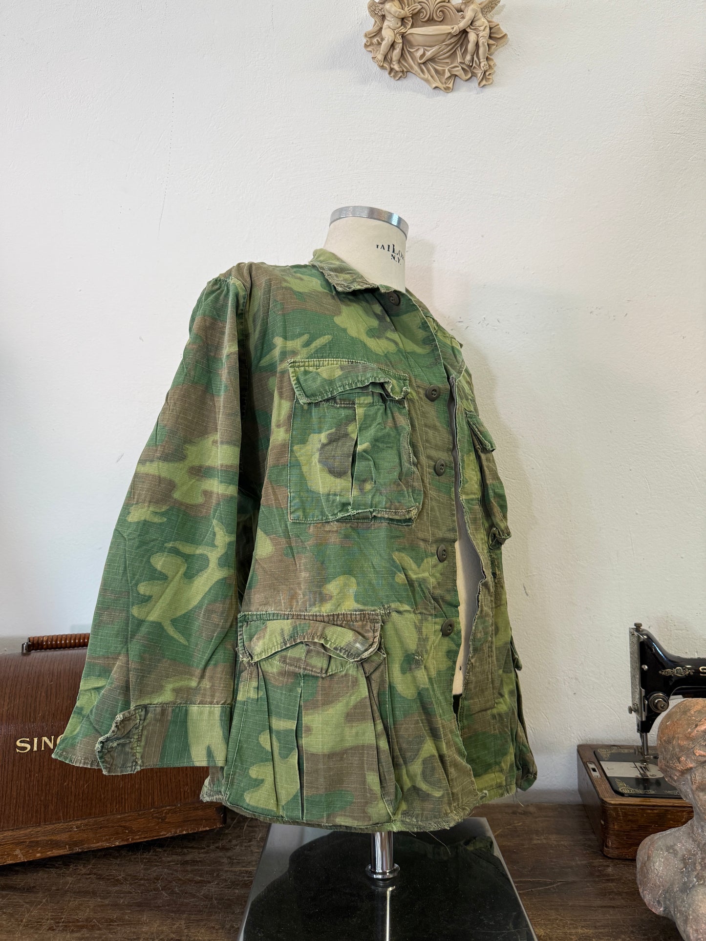 Vintage 1970-80s ERDL Camouflage Pattern Hot Weather Jacket Ripstop “S/M”