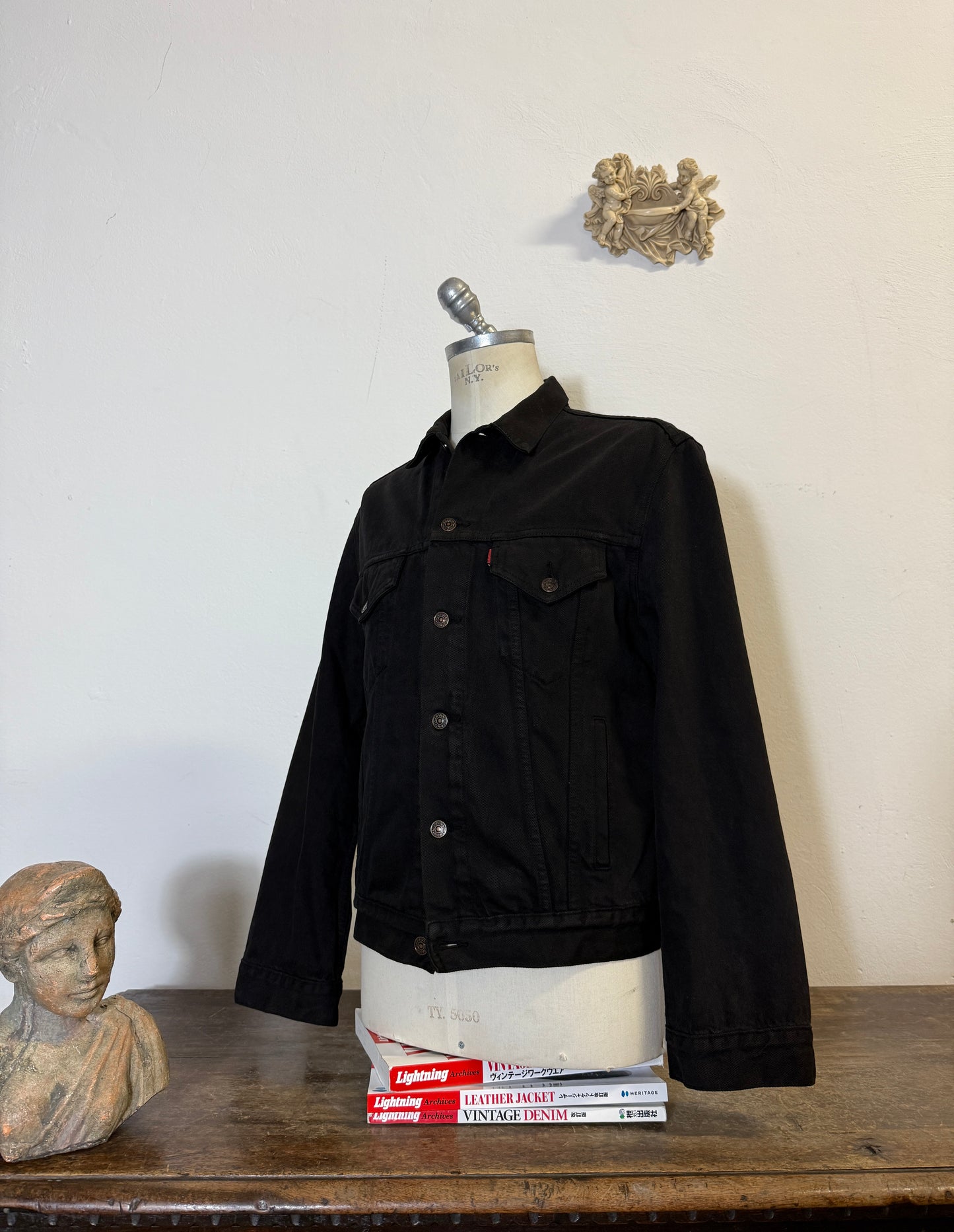 Vintage Levi’s Jacket “M/L”