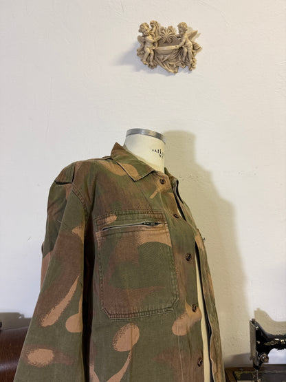 Vintage 90’s Hungarian Army Overshirt “L/XL”