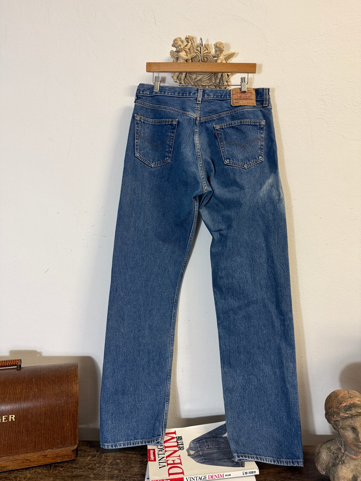 Vintage Levi’s 501 “W34 L34”