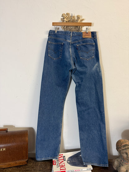 Vintage Levi’s 501 “W34 L34”
