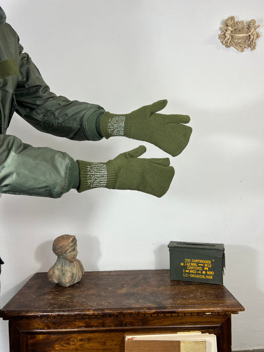 1974 Vietnam War US Army Trigger Finger Mitten Insert Pair OG-208 Wool