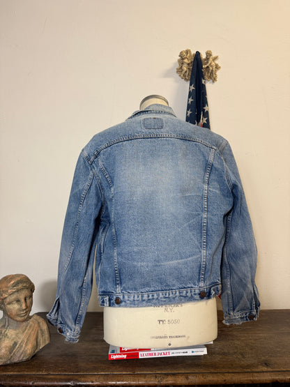 Vintage Levi’s Jacket “M/L”