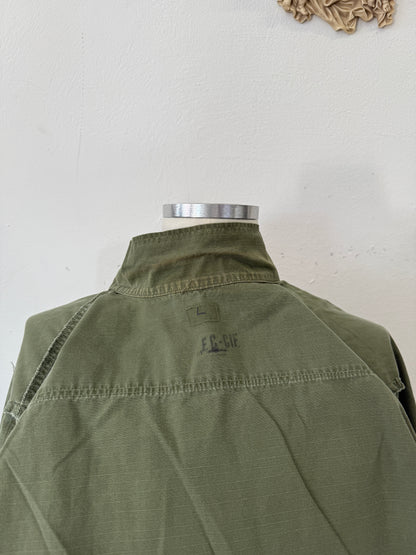 Vintage Ripstop Jungle Jacket Us Army “M”
