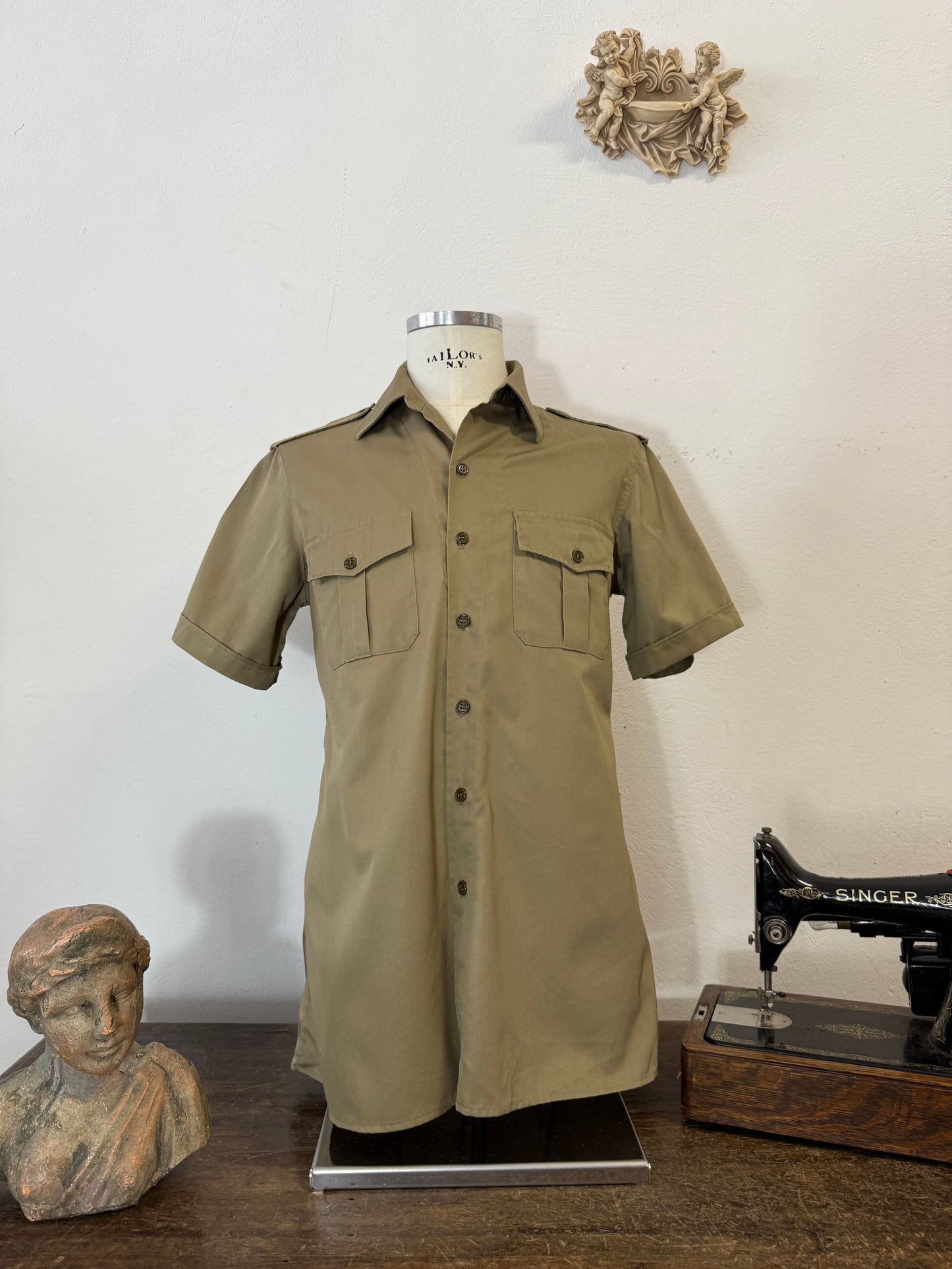 Vintage 80’s Italian Army Shirt “S/M”