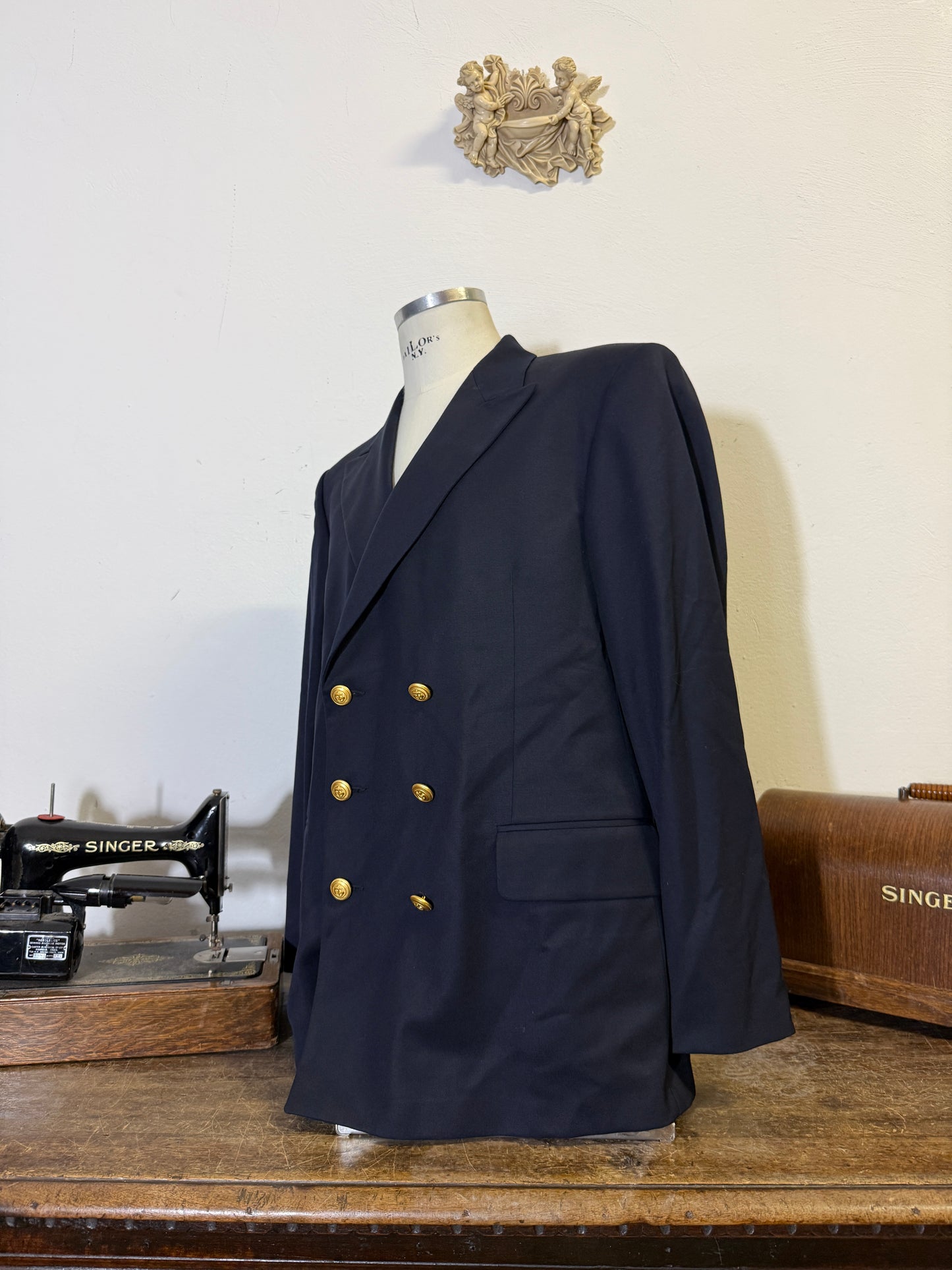 Vintage 00’s Italian Navy Double Breasted Jacket “XL”