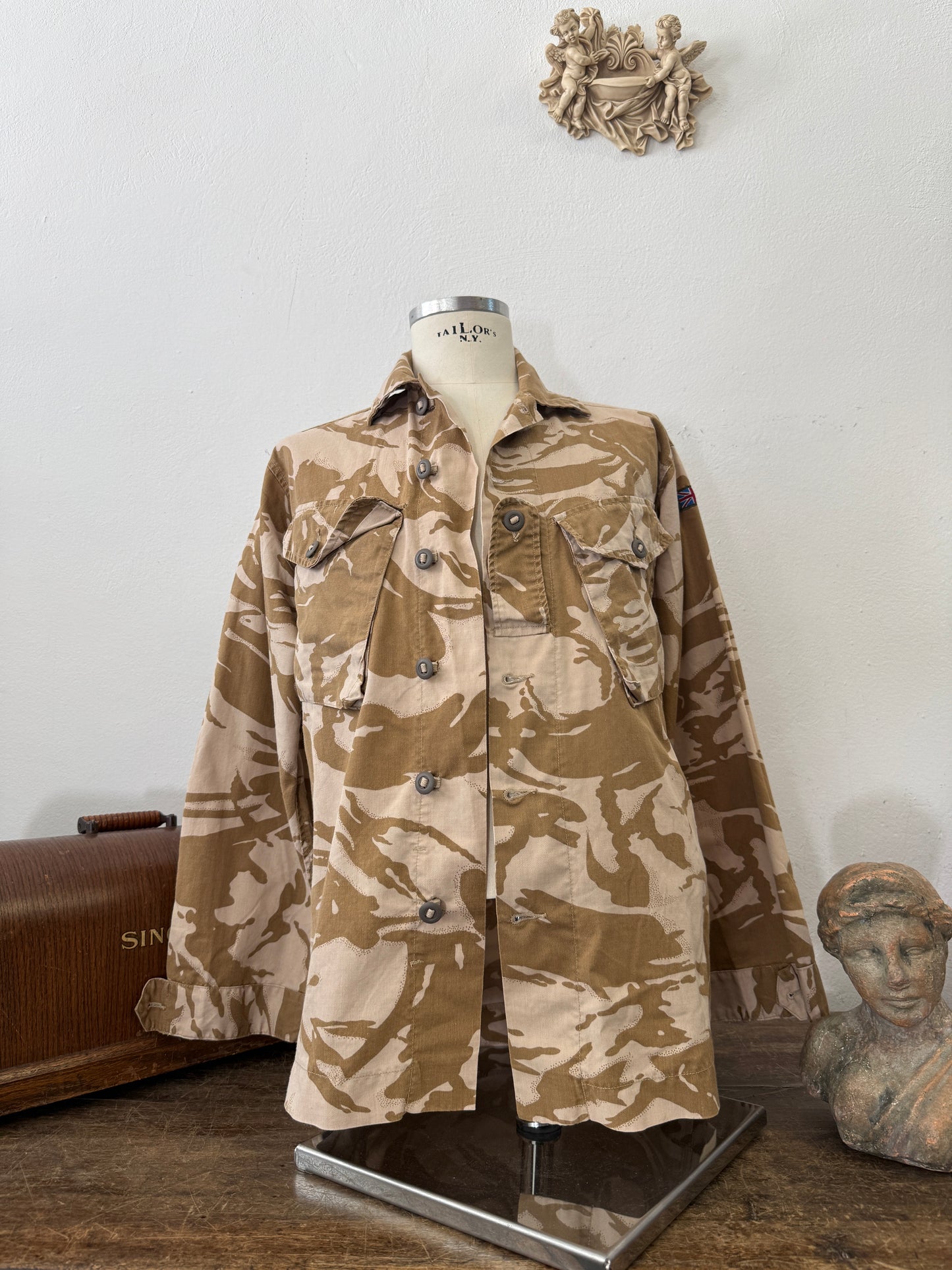 Vintage British Army Dpm Jacket “L”