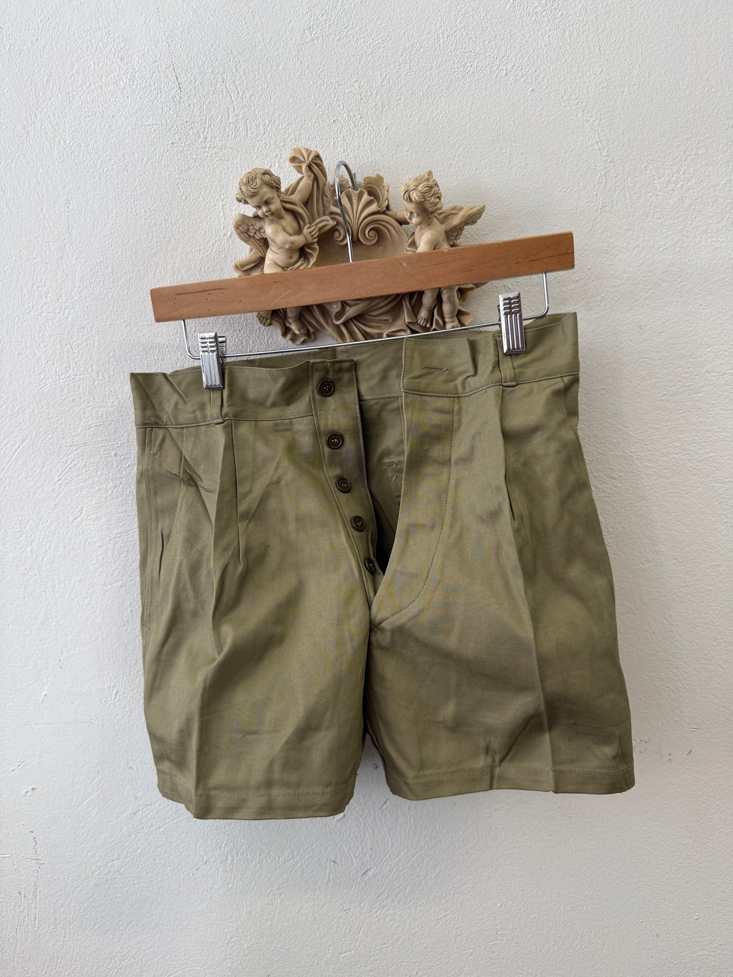 Vintage Italian Army Shorts with Buttons 76 cm