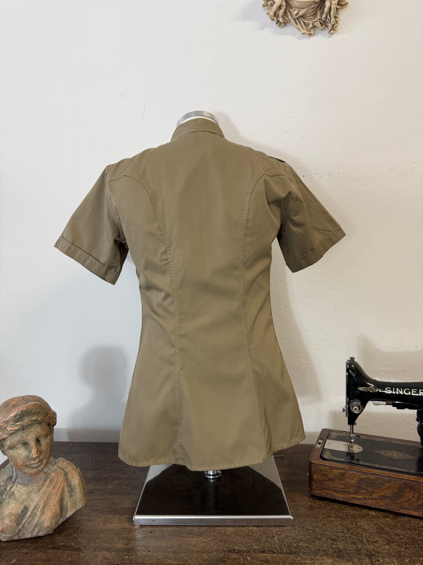 Vintage 80’s Italian Army Shirt “S/M”