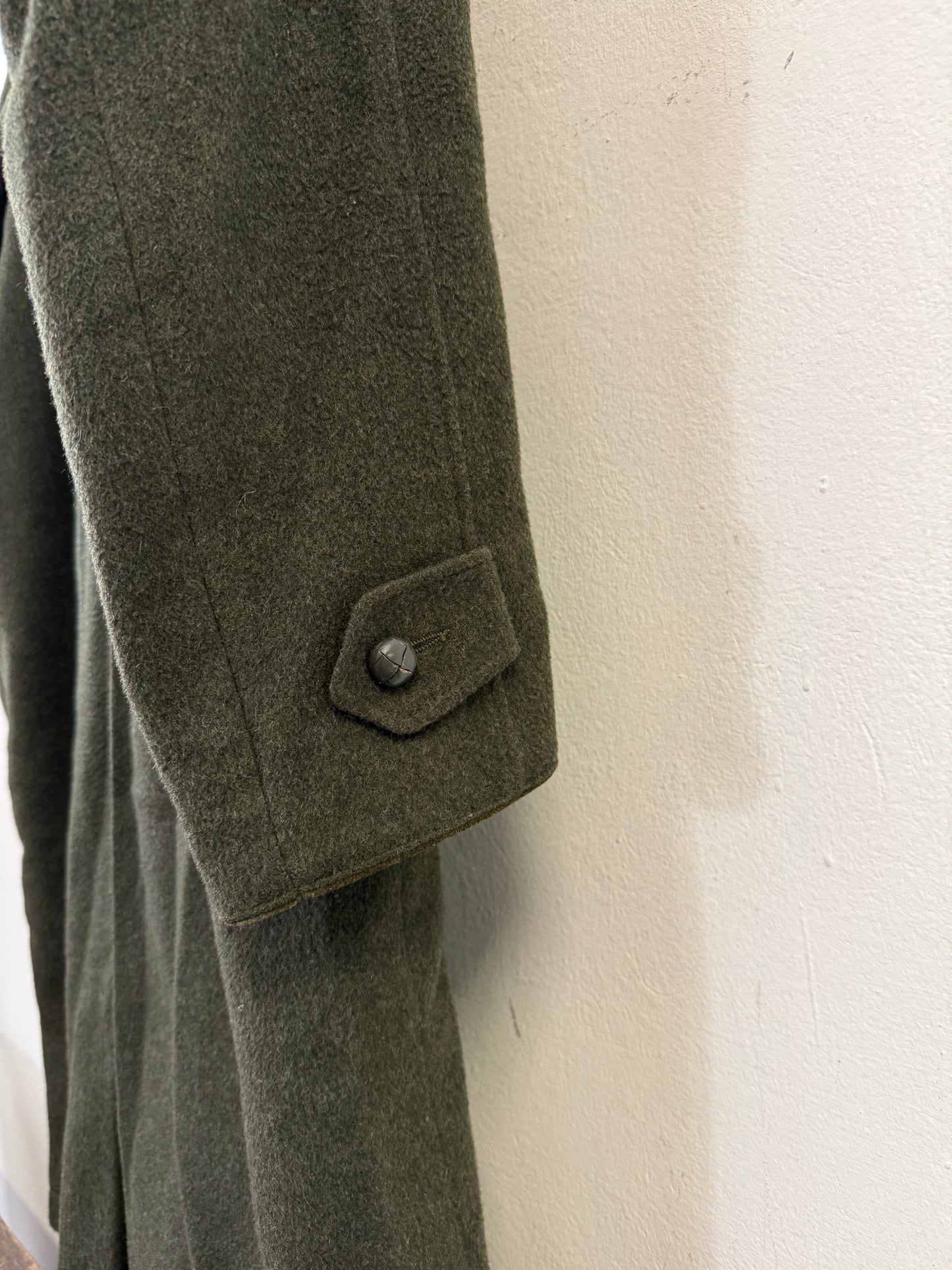 Vintage Loden Coat “L”