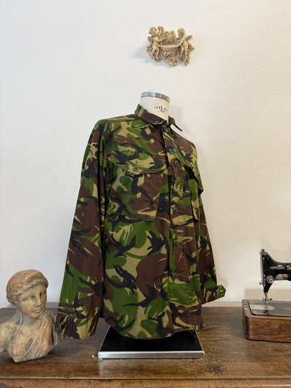 Vintage 90’s British Army Camo Jackets “L”