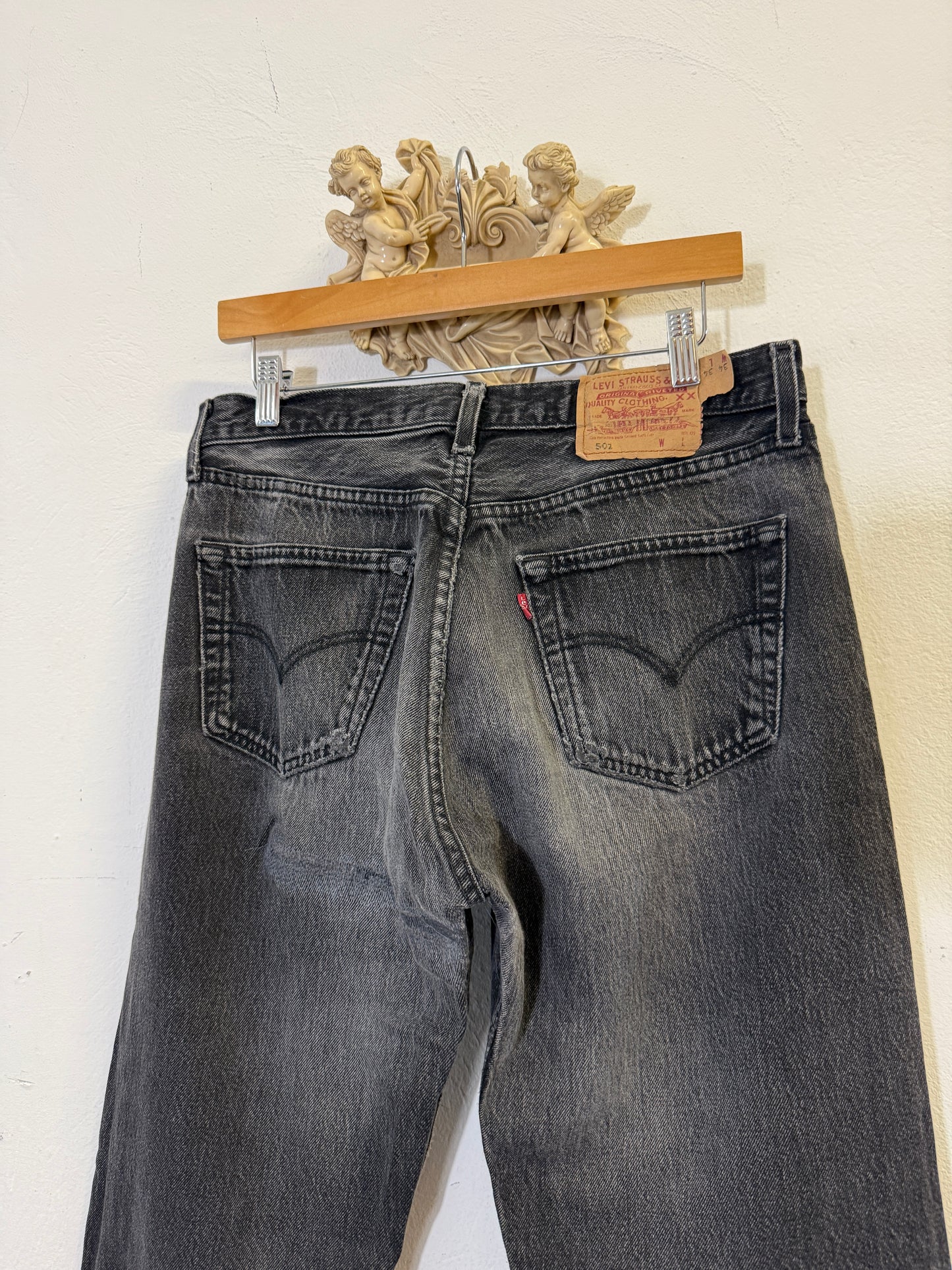 Vintage Levi’s 501 “W32 L34”