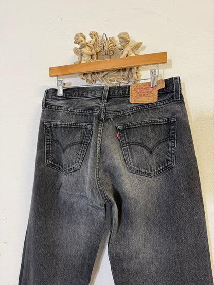 Vintage Levi’s 501 “W32 L34”