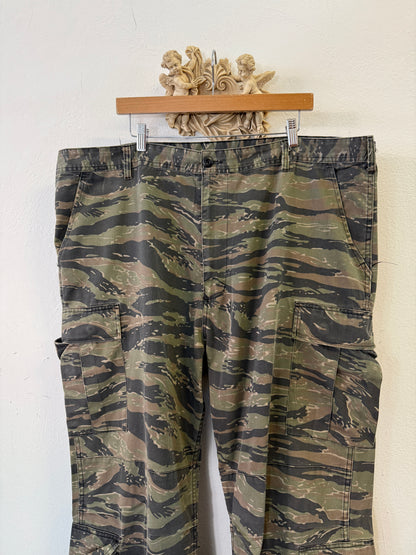 Vintage Tiger Cargo Pants Us Army “W44”