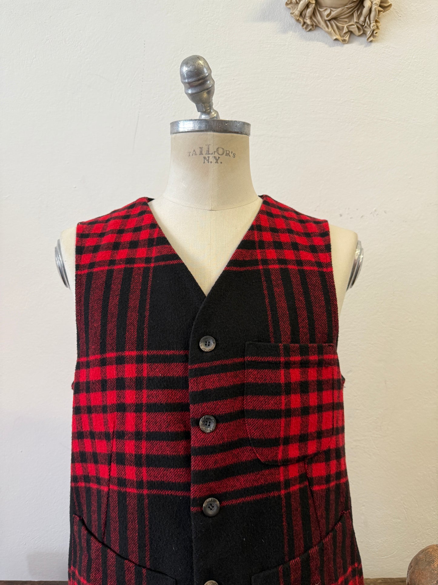 Vintage Plaid Wool Vest “M/L”
