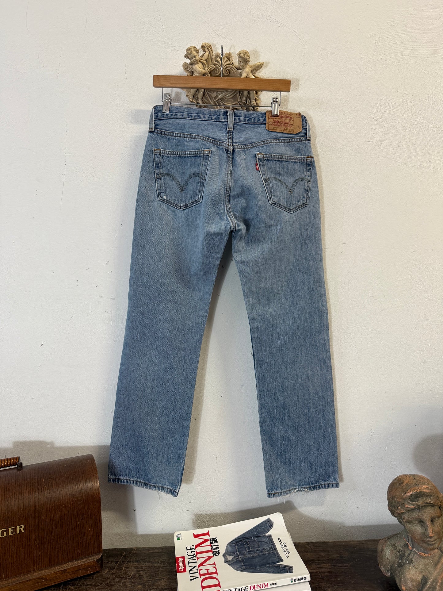 Vintage Levi’s 501 “W33 L30”