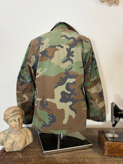 Vintage Woodland Camo Jacket Us Army “M”