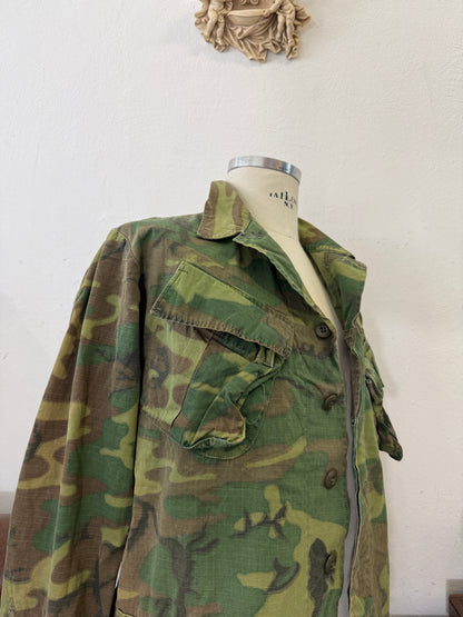 Vintage 60’s Ripstop Jungle Jacket ERDL Us Army “M/L”