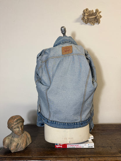 Vintage Levi’s Jacket “M”