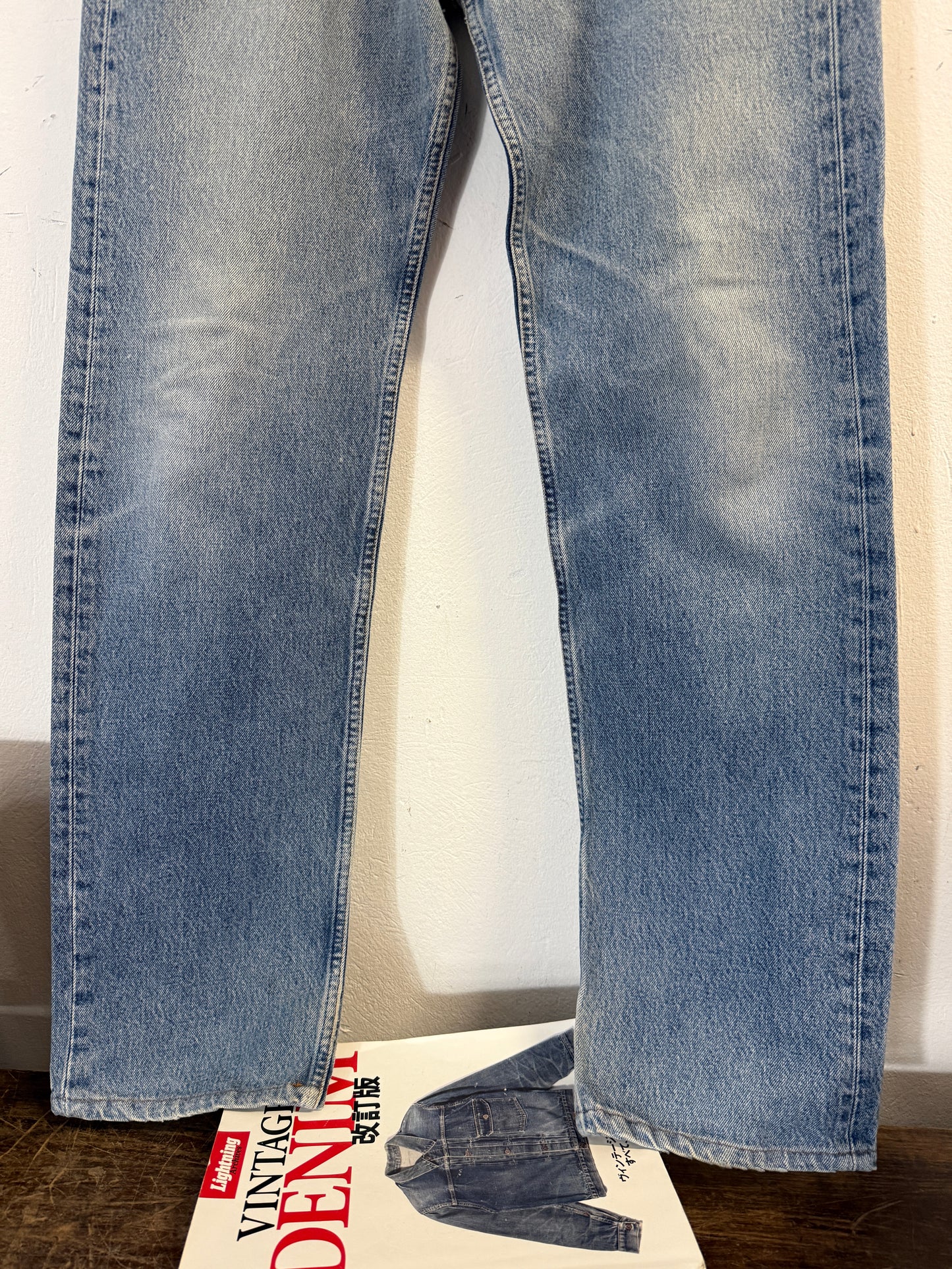 Vintage Levi’s 501 “W34 L36”