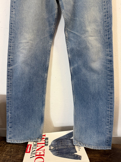 Vintage Levi’s 501 “W34 L36”