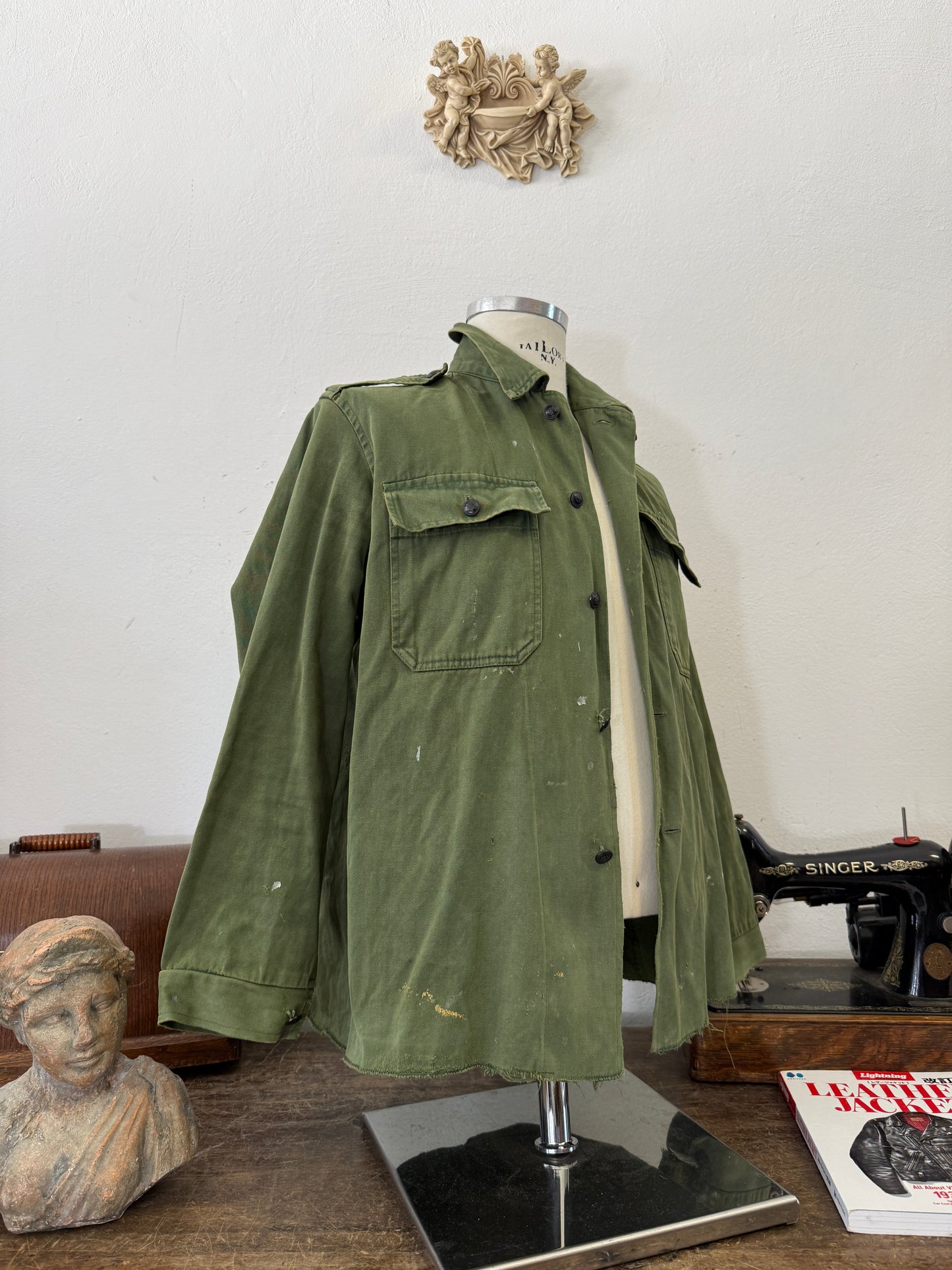 Vintage 80’s Faded Hungarian Army Shirt “S”