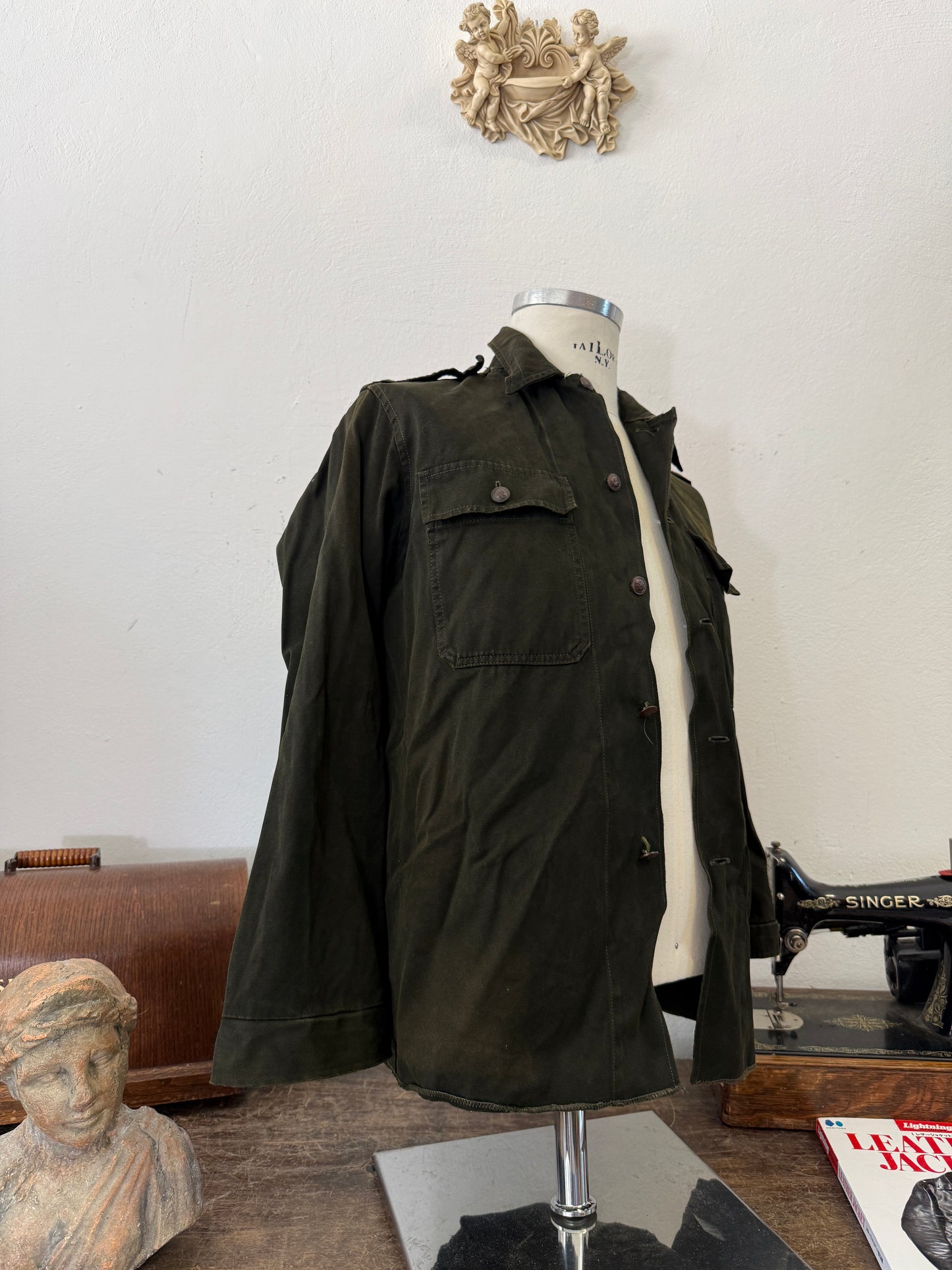 Vintage 80’s Faded Hungarian Army Shirt “XS”