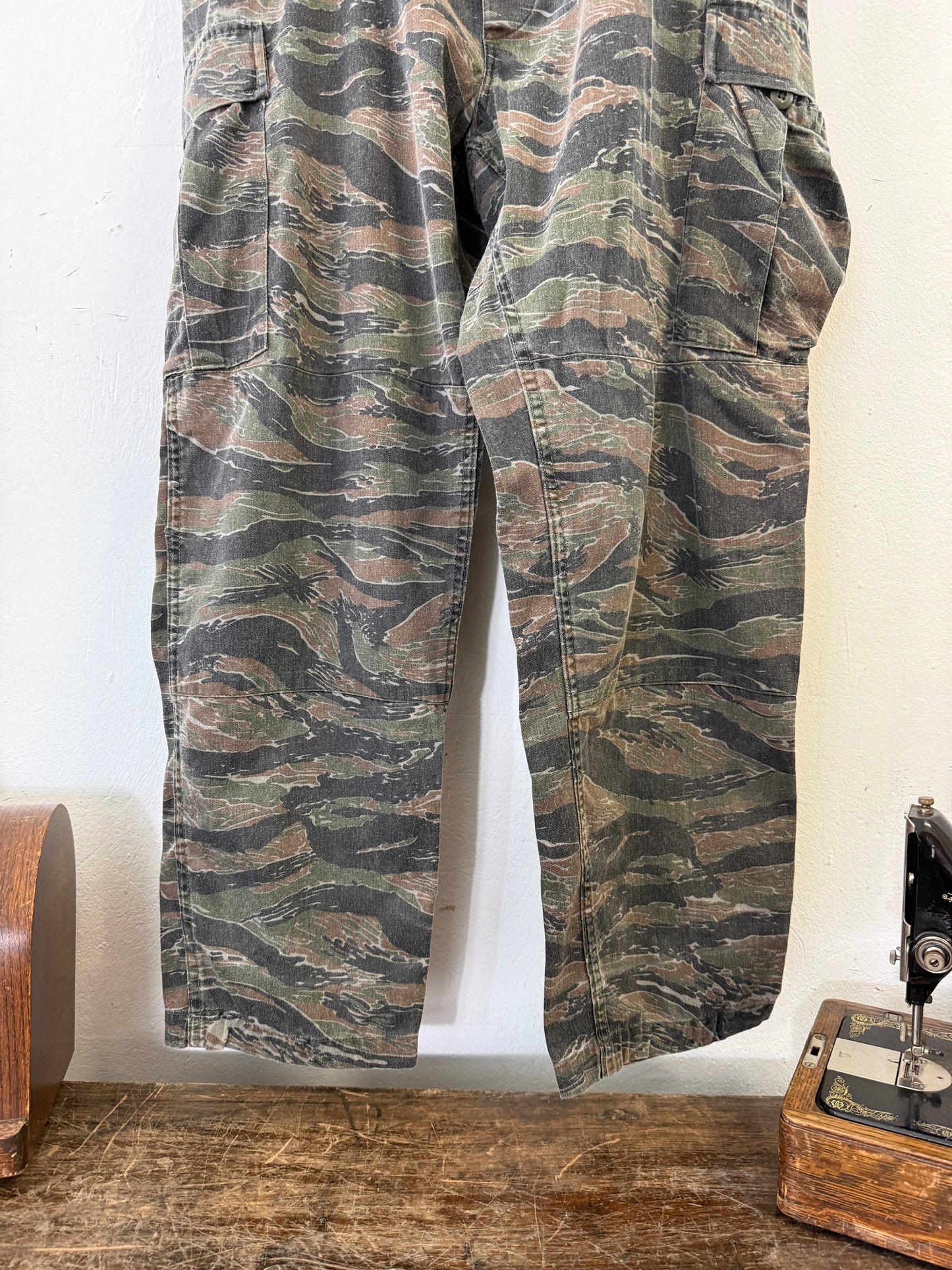 Vintage Tiger Cargo Pants Us Army “W40”