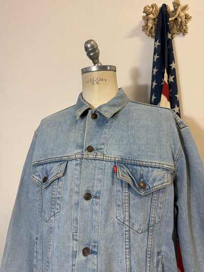 Vintage Levi’s Jacket “XL”