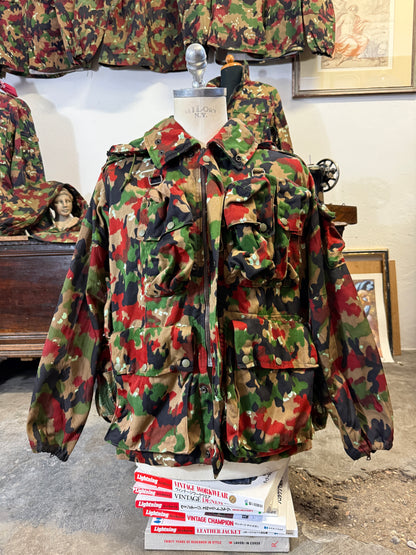 Vintage Swiss Army Camo Jacket M70 “M/L”