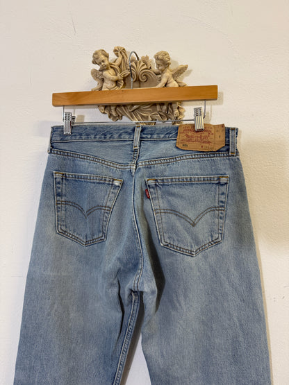 Vintage Levi’s 501 “W32 L32”