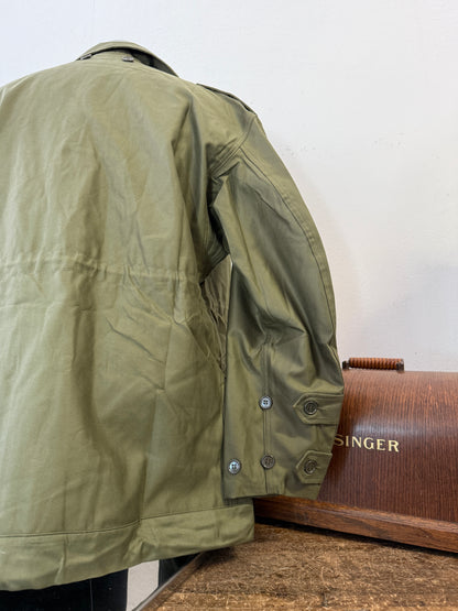Deadstock 80’s Dutch Army Field Jacket “L”