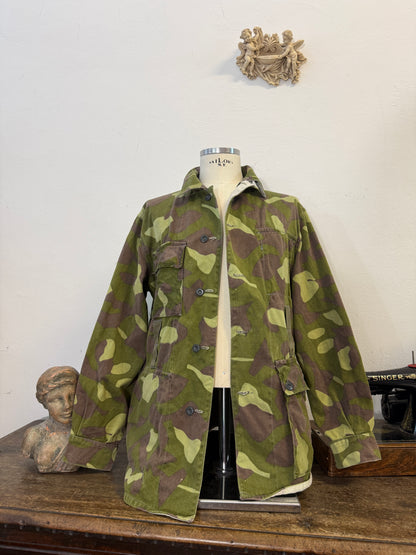 Vintage 60’s Rare Finnish Camo Jacket “L/XL”