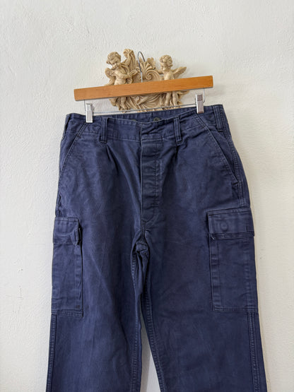 Vintage German Army Cargo Pants “W33”