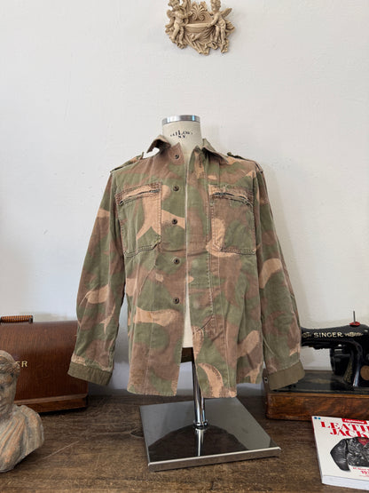 Vintage 90’s Hungarian Army Overshirt “M”