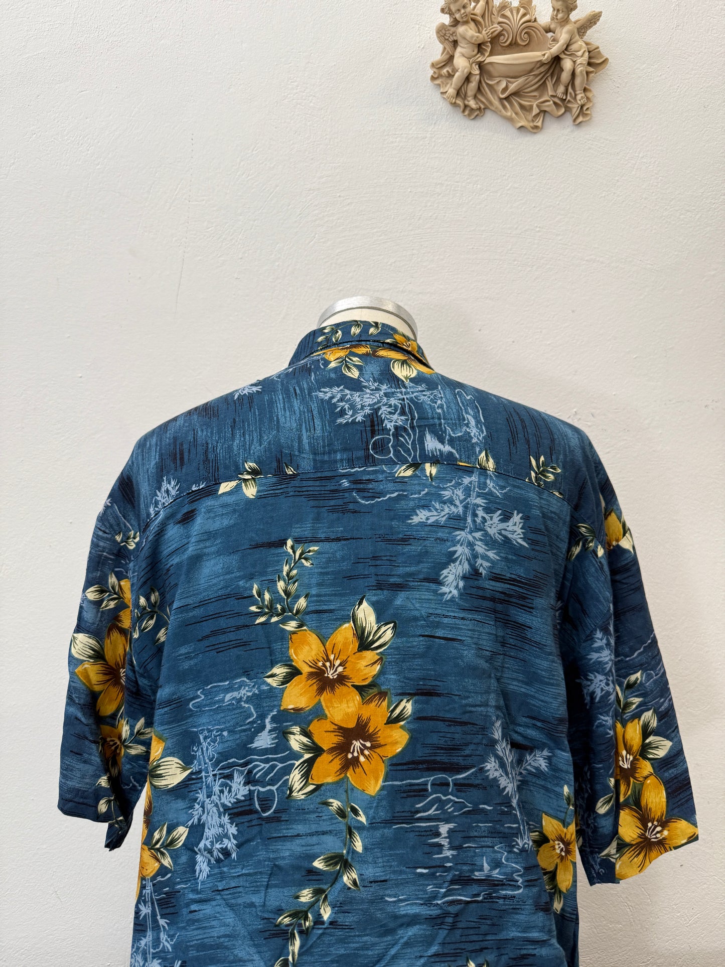 Vintage Hawaiian Shirt “L”