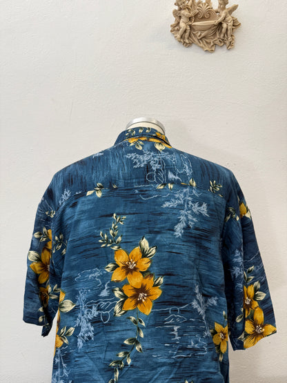 Vintage Hawaiian Shirt “L”