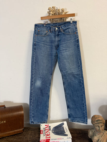 Vintage Levi’s 505 “W35 L34”