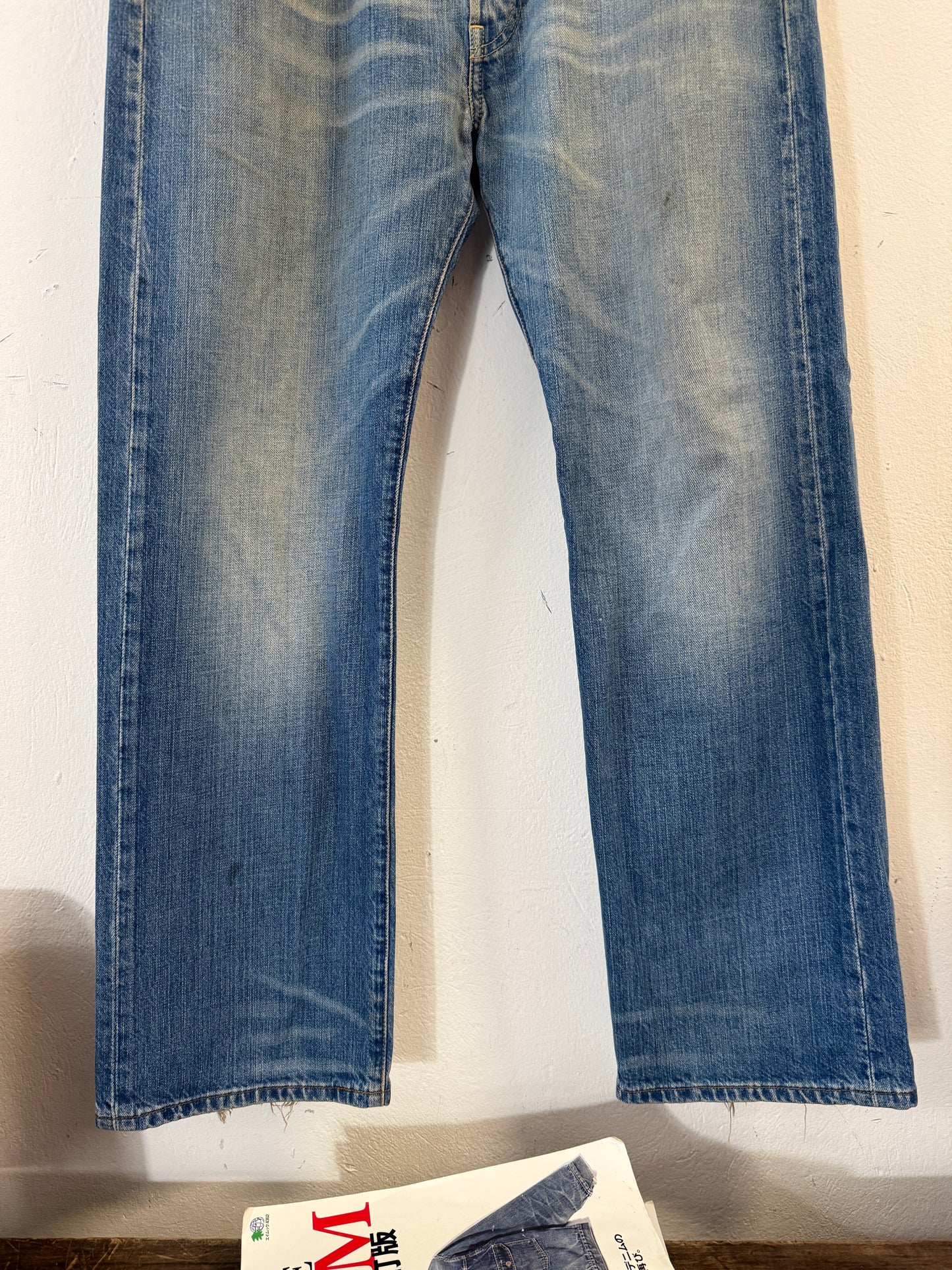 Vintage Levi’s 501 “W34 L30”