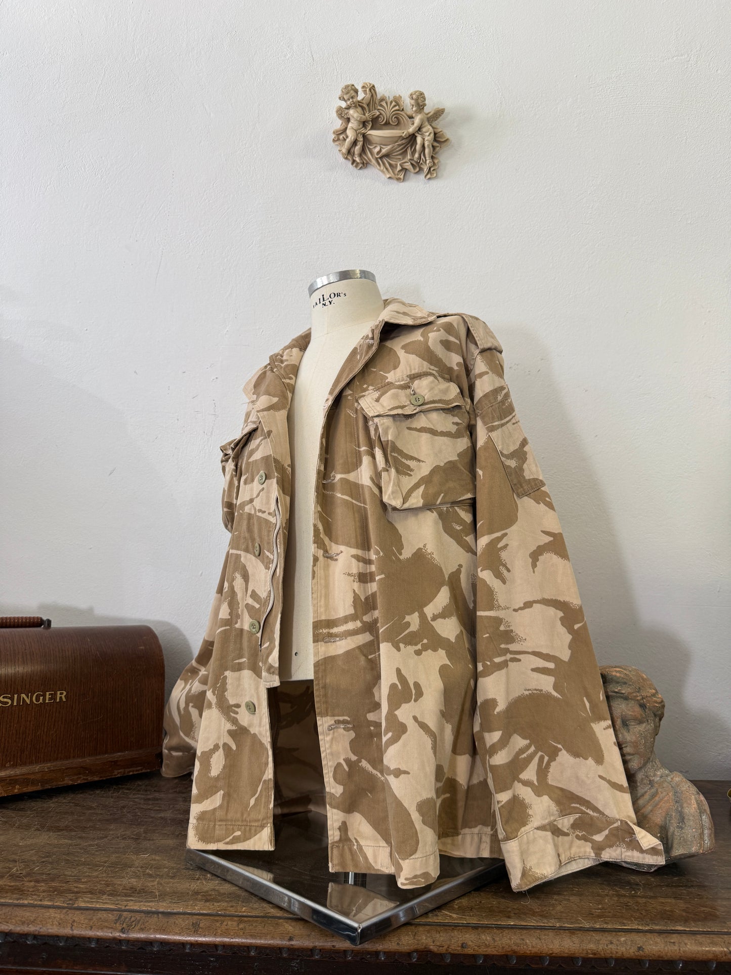 Vintage British Army Dpm Jacket “XL”