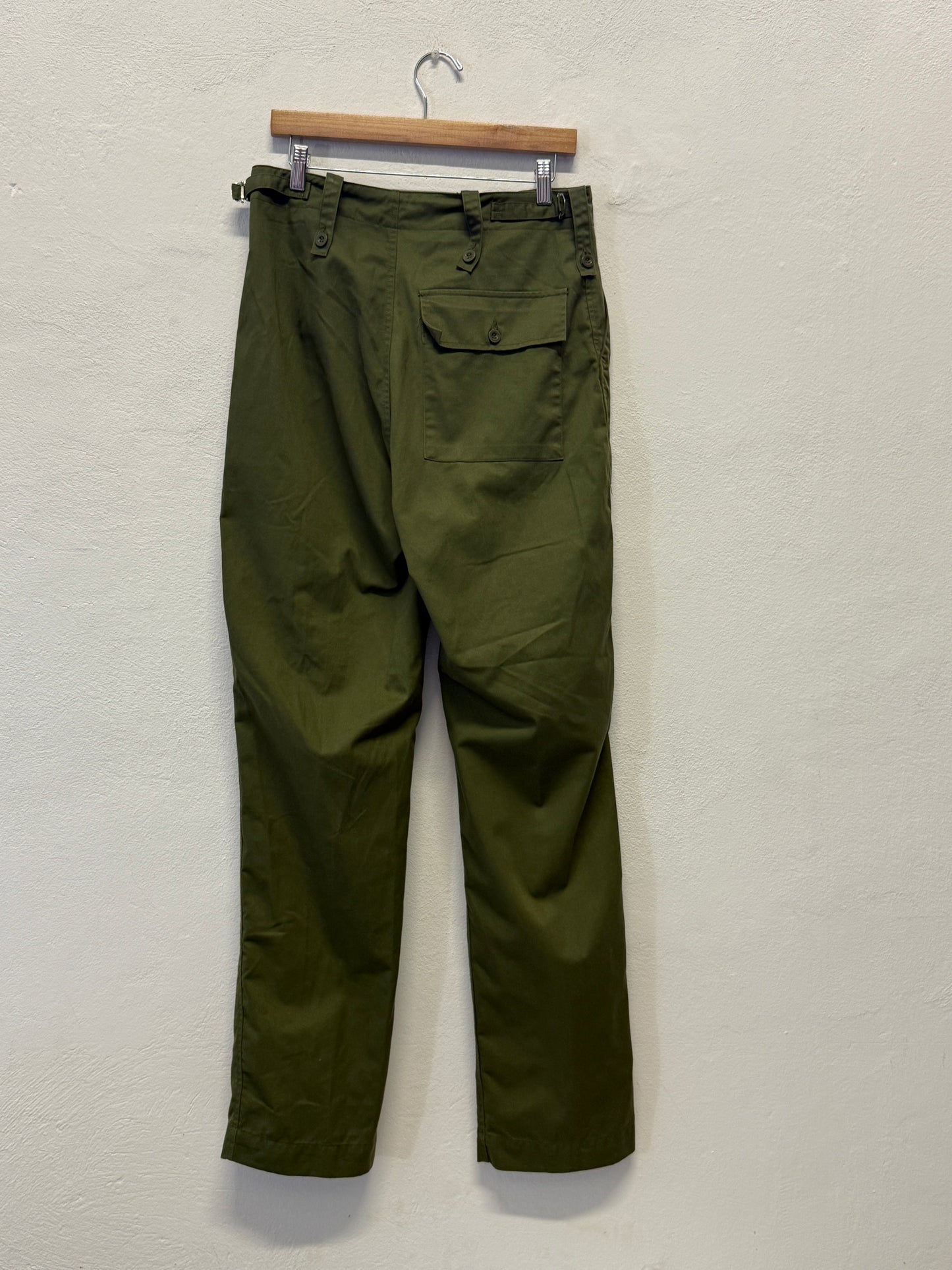 Vintage British Fatigue Army Pants “W31”